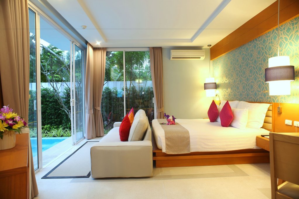 Apsara Beachfront Resort, Pool Villa