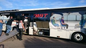 BST-Shuttle Mit dem Bus & Motorrad zu den Traumstraßen